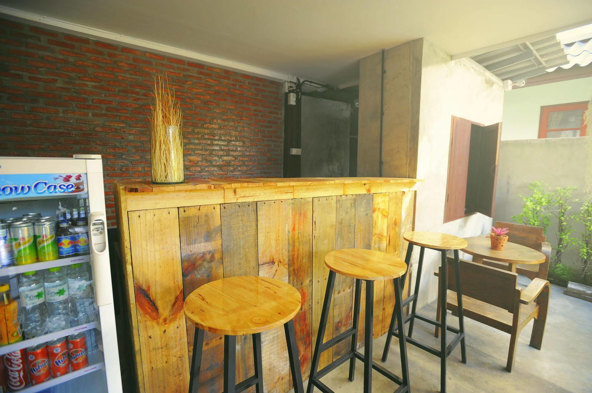 Hostel Manon *