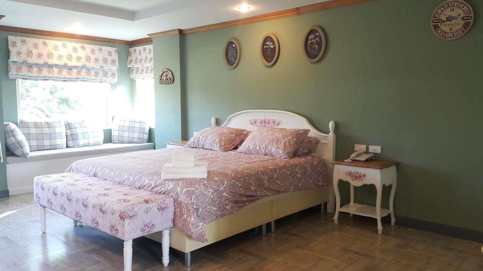The Lilly Hotel Chiang Mai