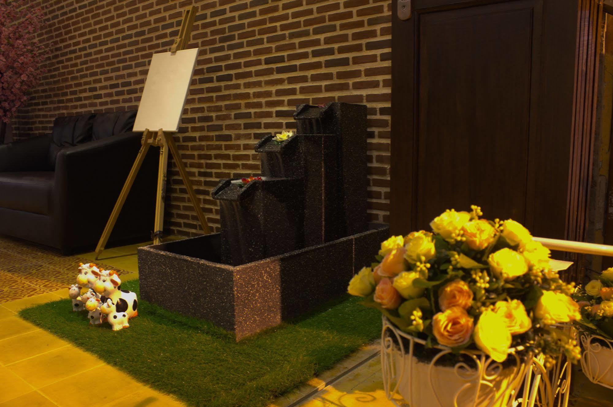 Oyo 1093 De Nawarat Boutique Hotel 3*