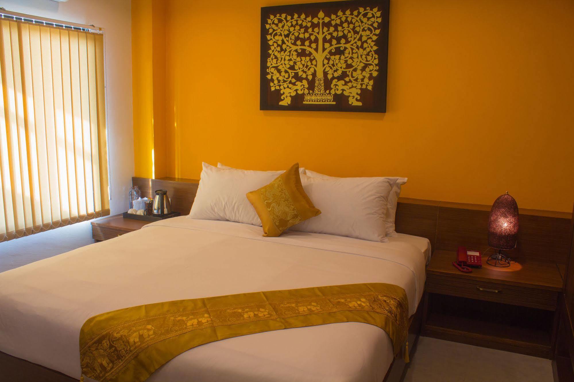 Oyo 1093 De Nawarat Boutique 3*