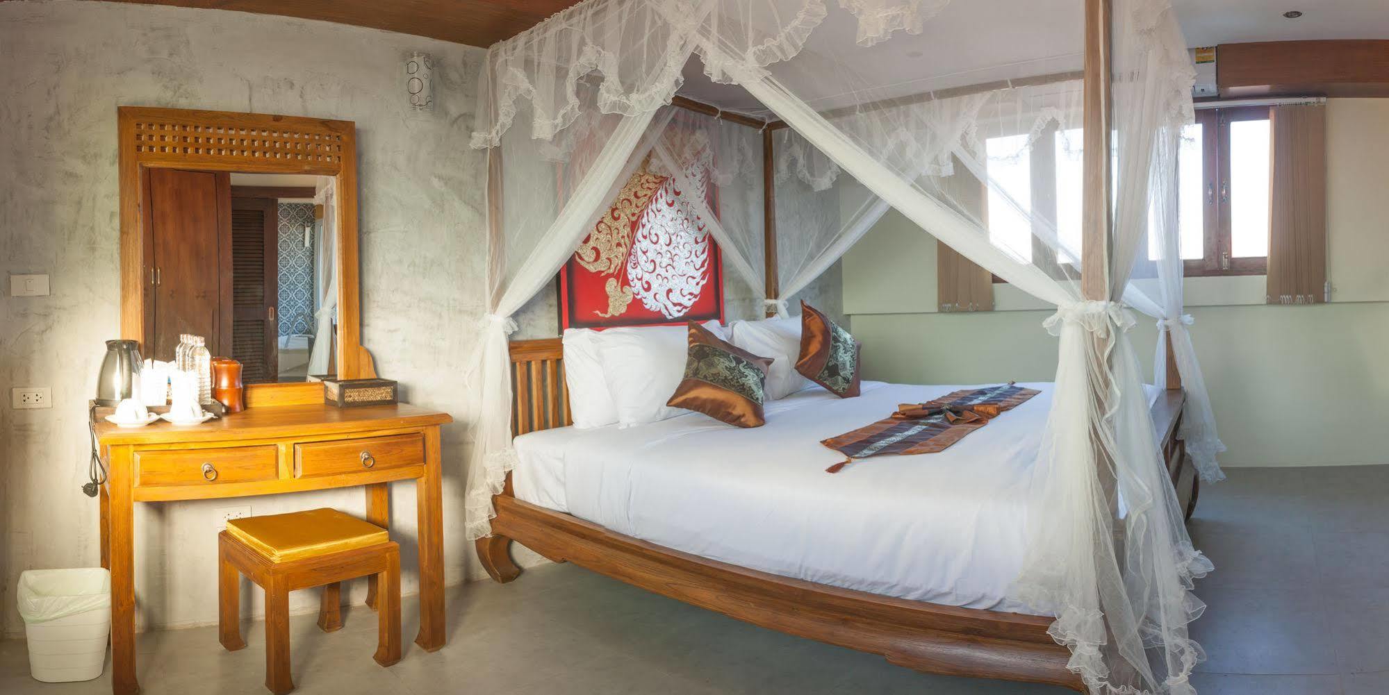Oyo 1093 De Nawarat Boutique Hotel Chiang Mai