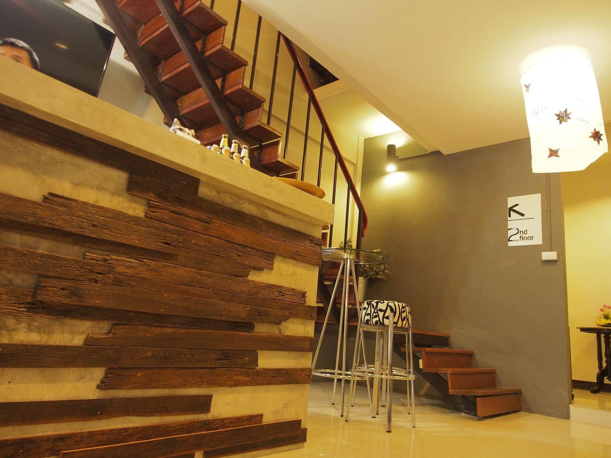 Hostel Eden Walking Street *