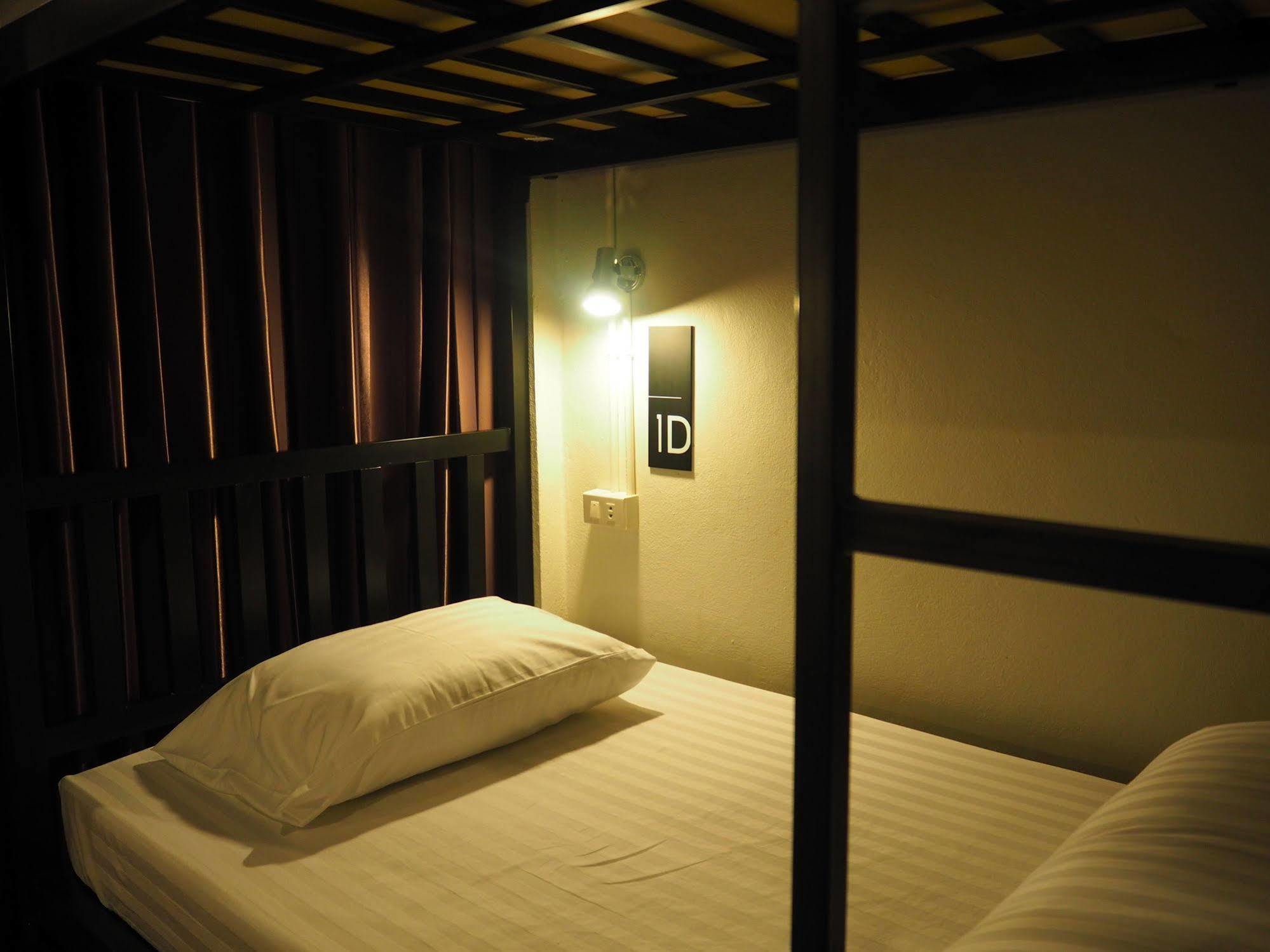Eden Walking Street Hostel