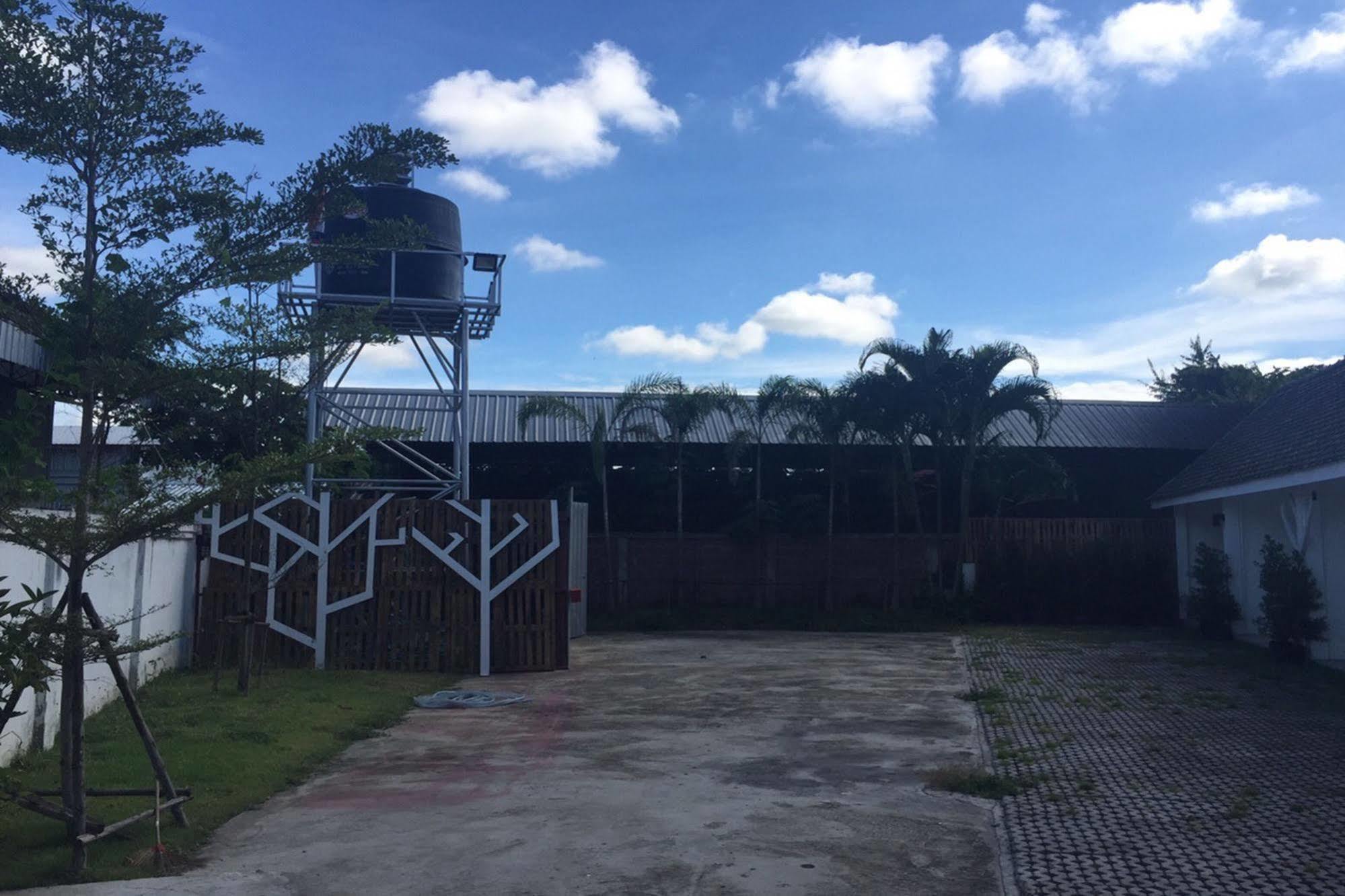 Hotel Maalamaii 2*