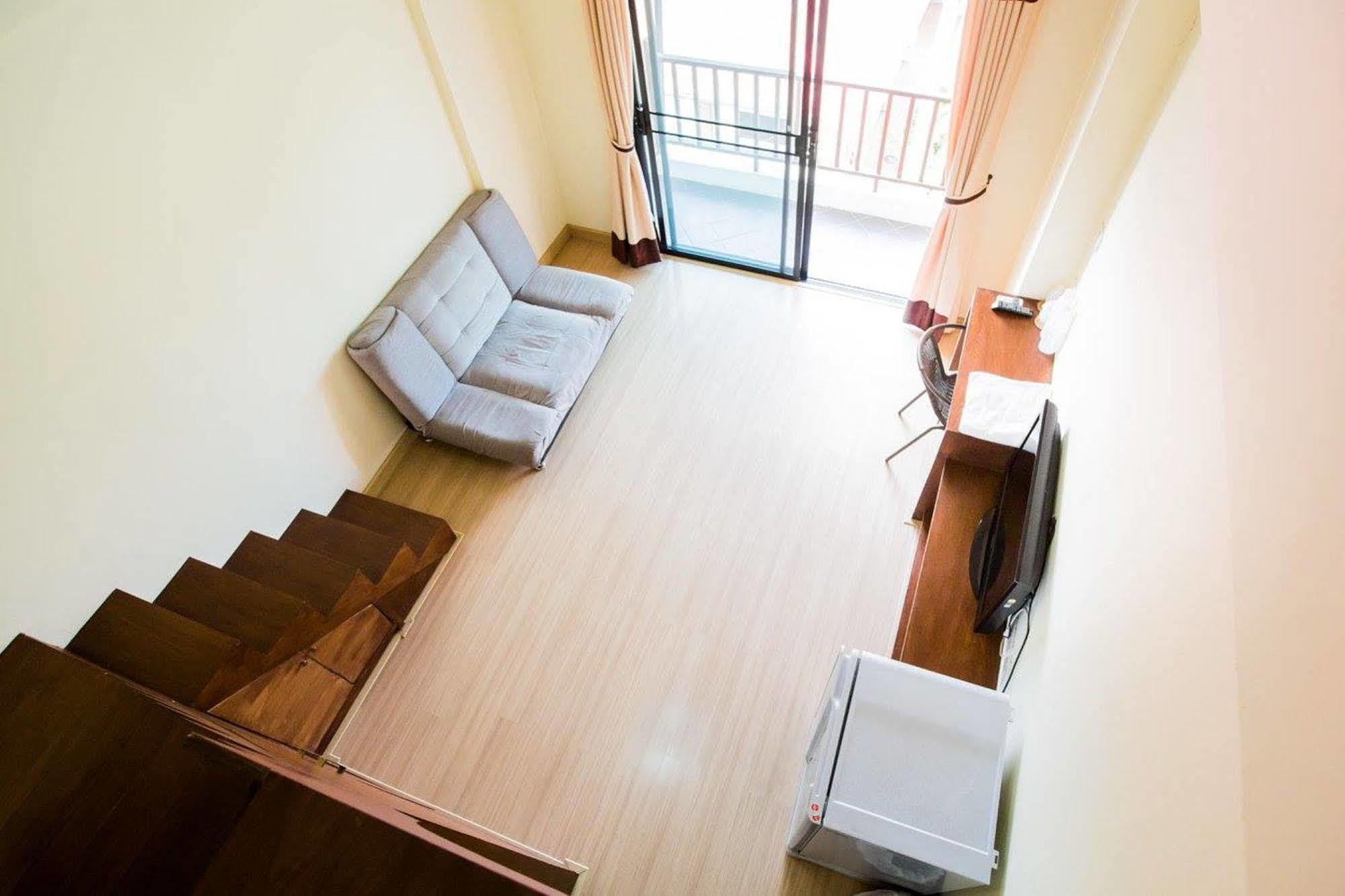 Hotel Lk House