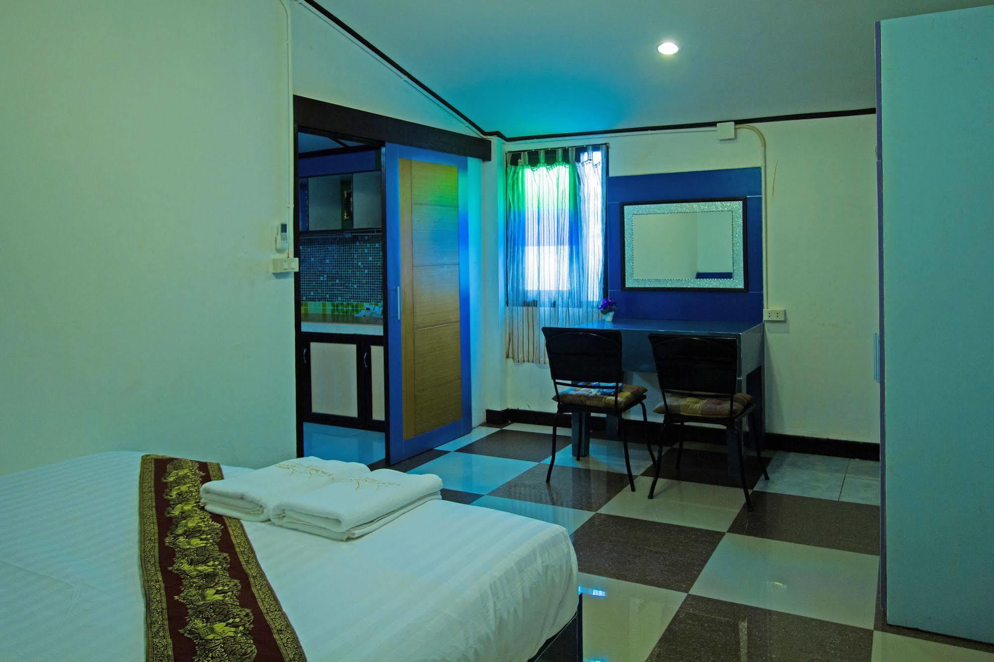 E 3* Chiang Mai