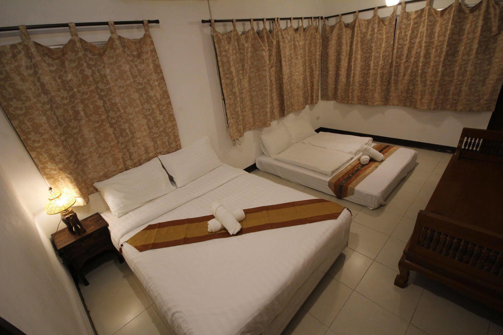 Ashi Poshtel Hostel Chiang Mai