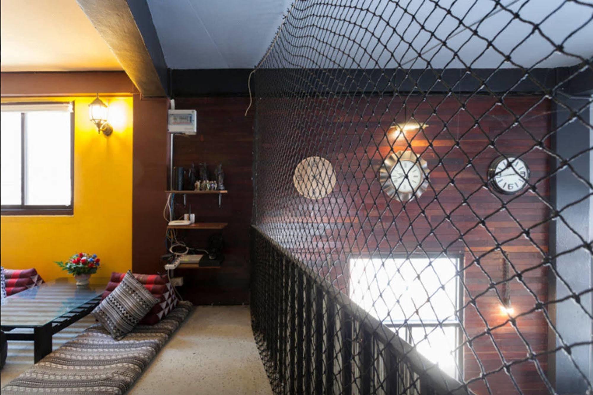 Buri And Hostel Chiang Mai