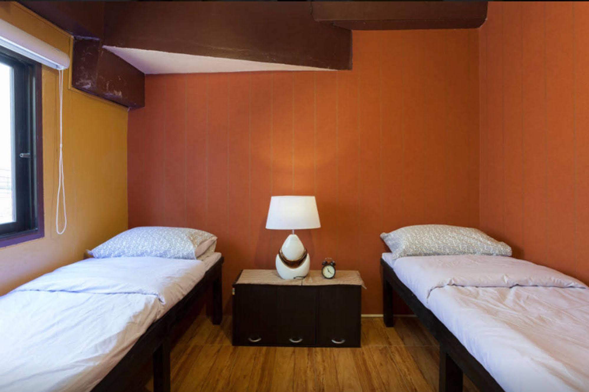 Hostel Buri And