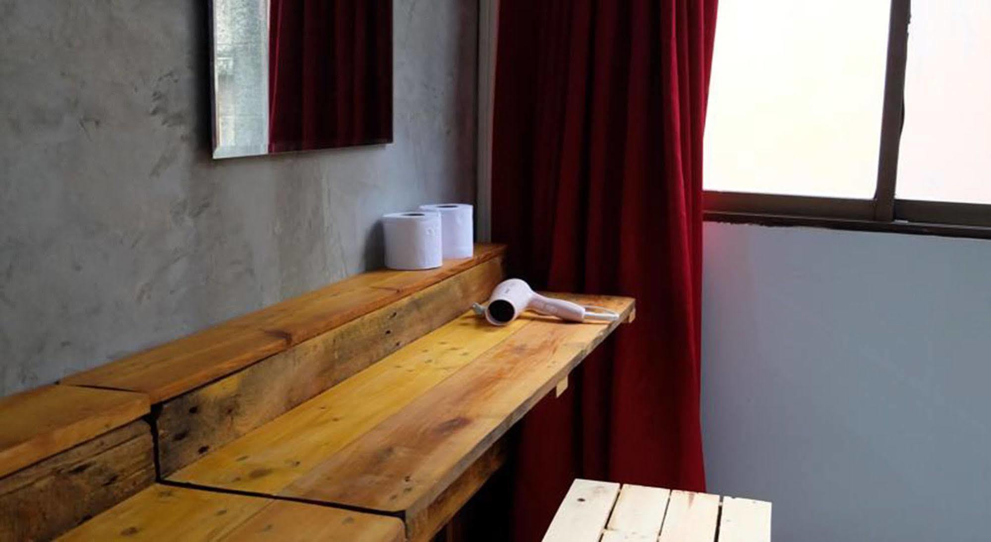 The Pallet (Adults Only)