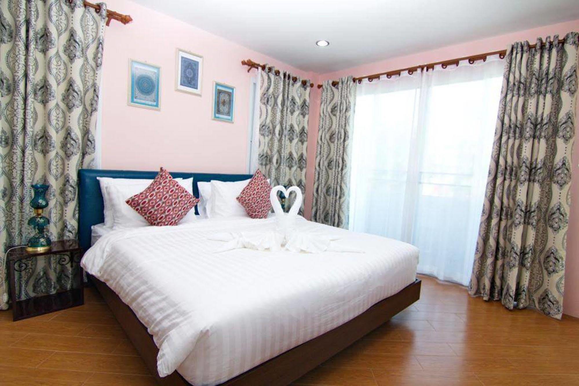 Chowdhury Boutique House 3*