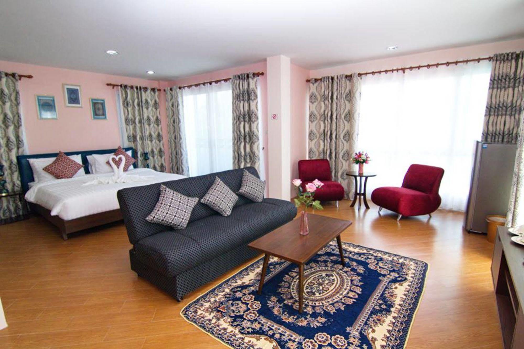 Chowdhury Boutique House Guest house