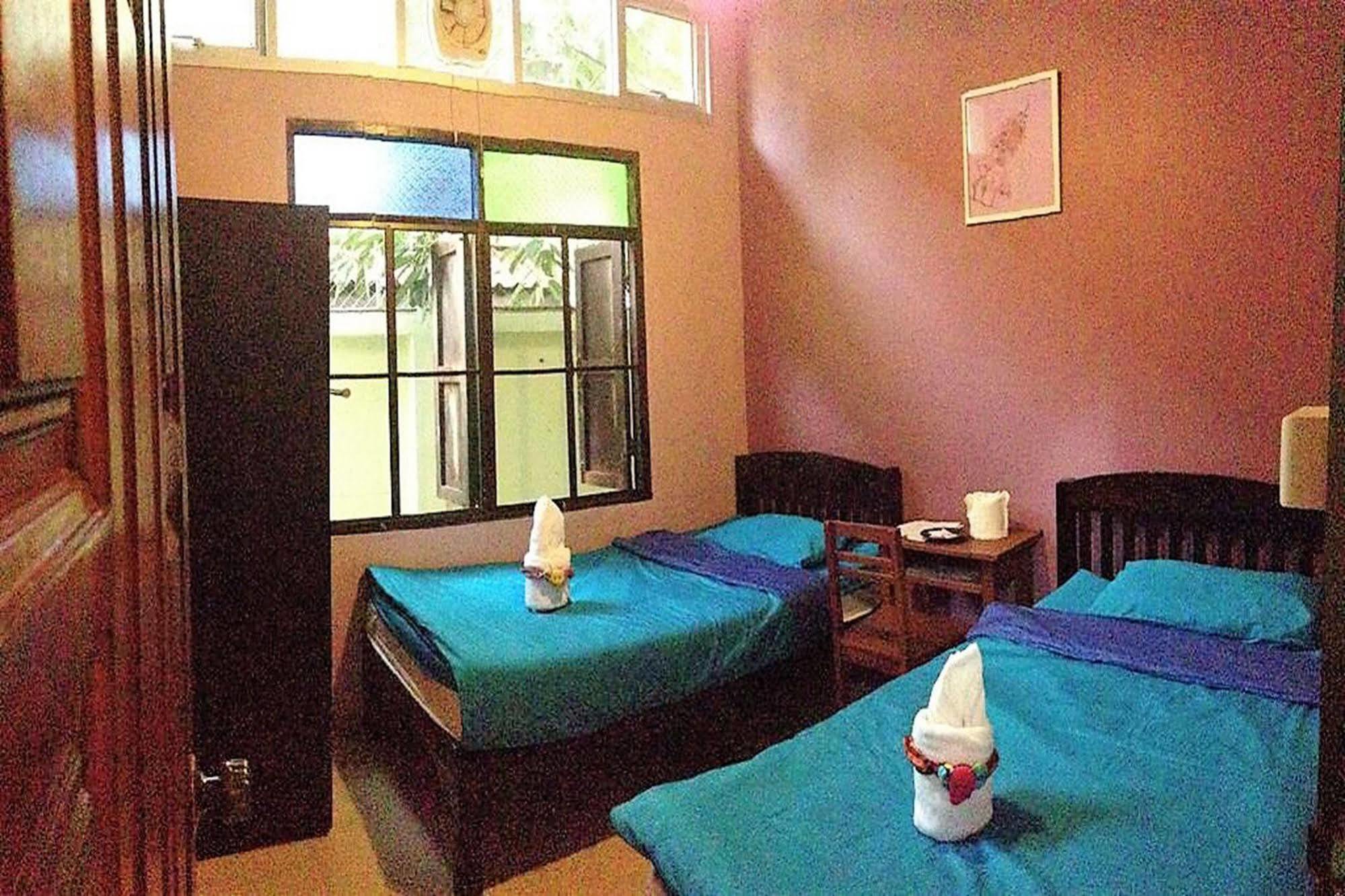 Guest house At Phra Sing