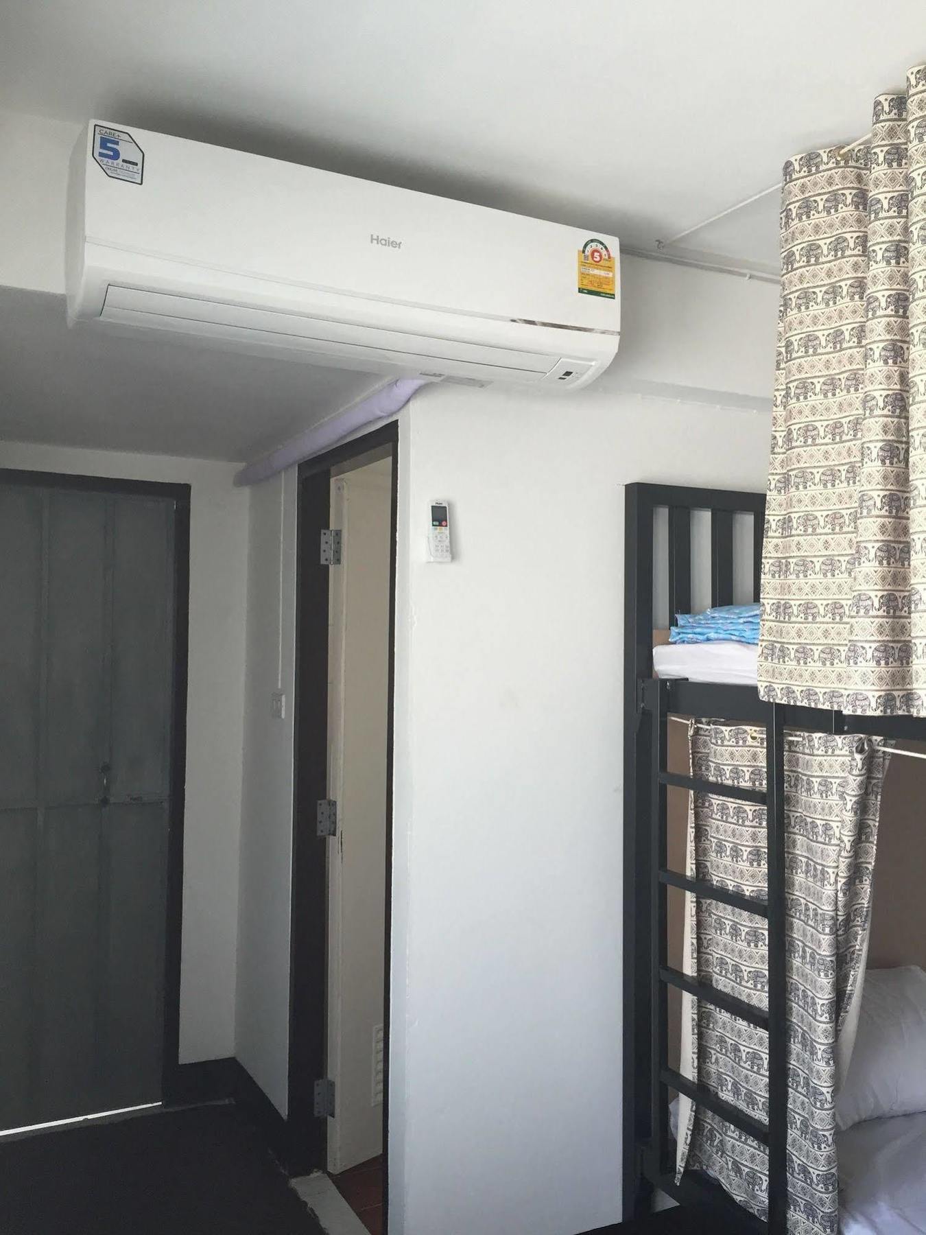 Sleep Box Cnx 2* Chiang Mai