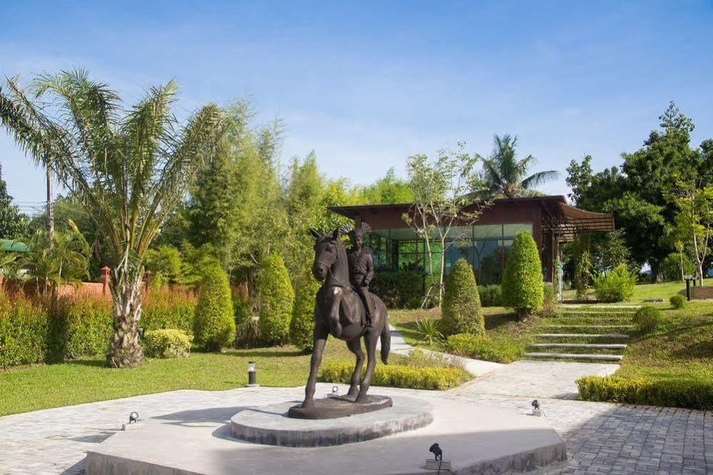 Moon Terrace & Chiang Mai