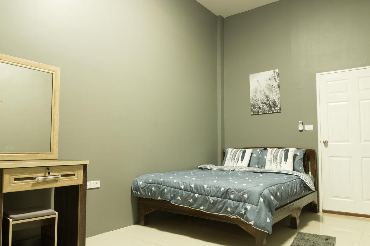 Hostel Iris