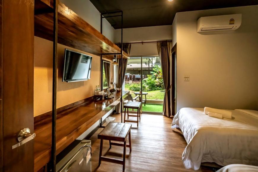 Ingmon House Hotel 2*