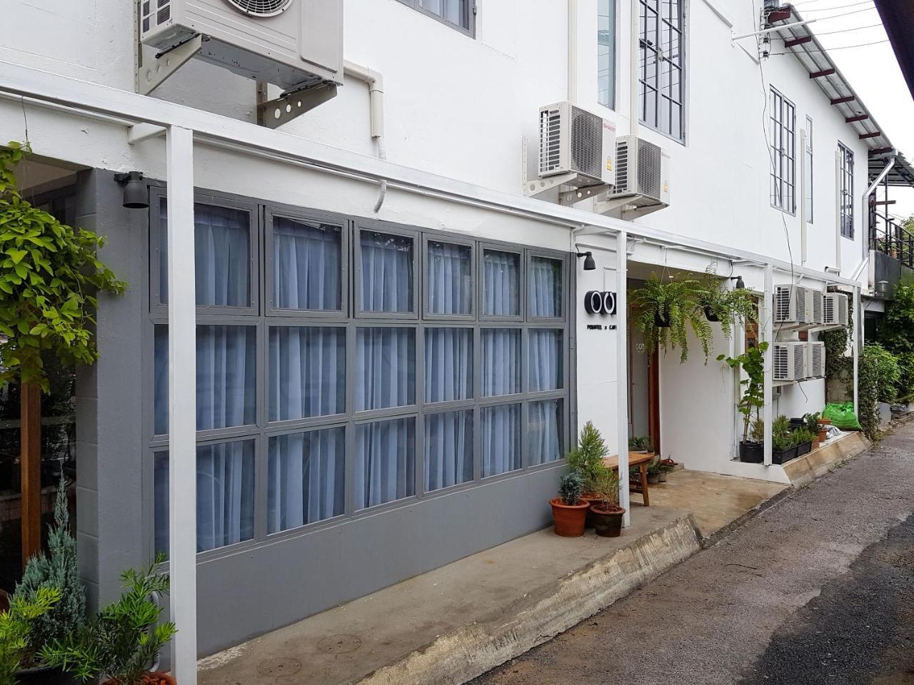 Oon Poshtel X Cafe Hostel *
