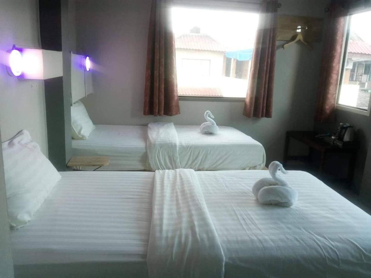 Thapae Gate Hostel