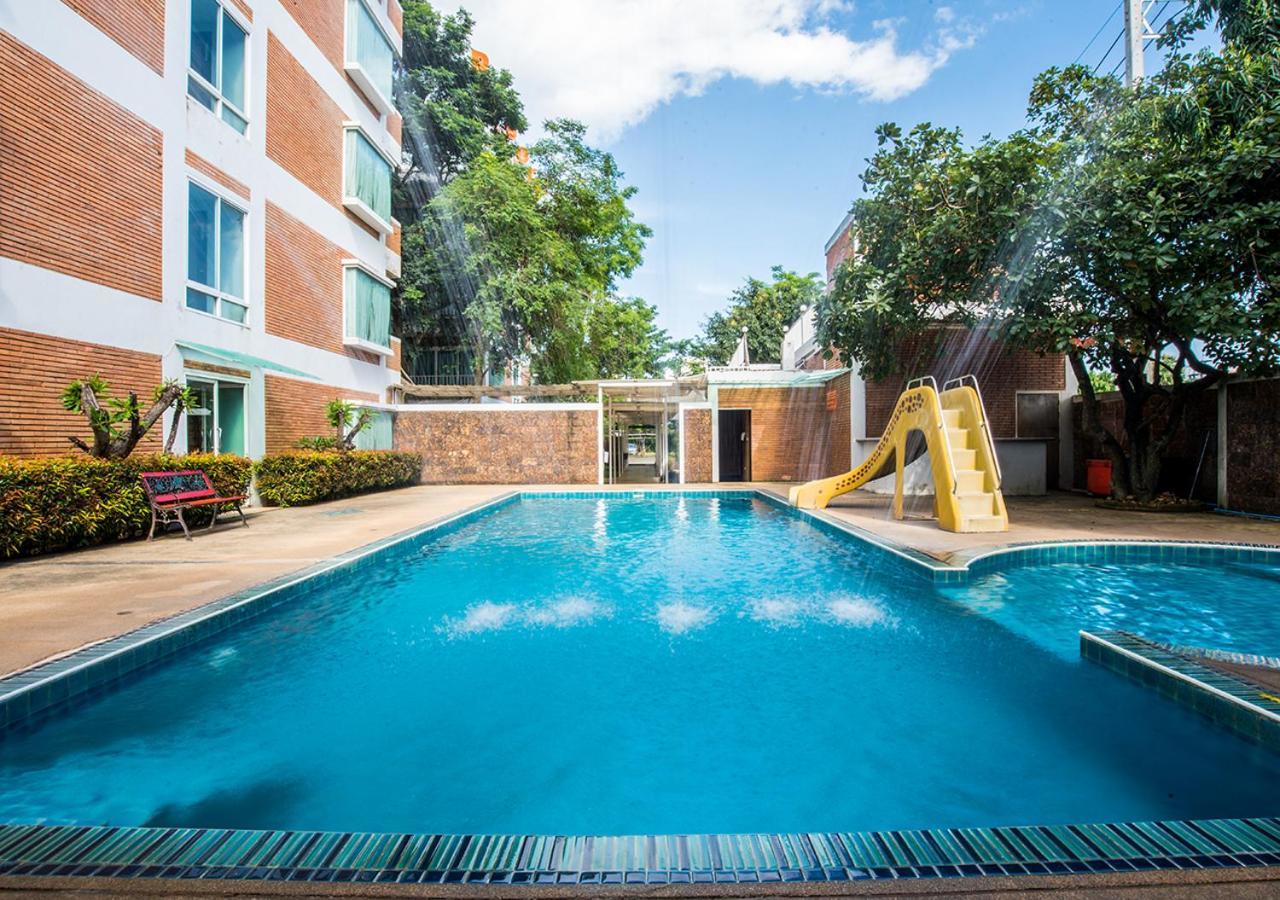 Tempat peranginan B2 Chiang Mai