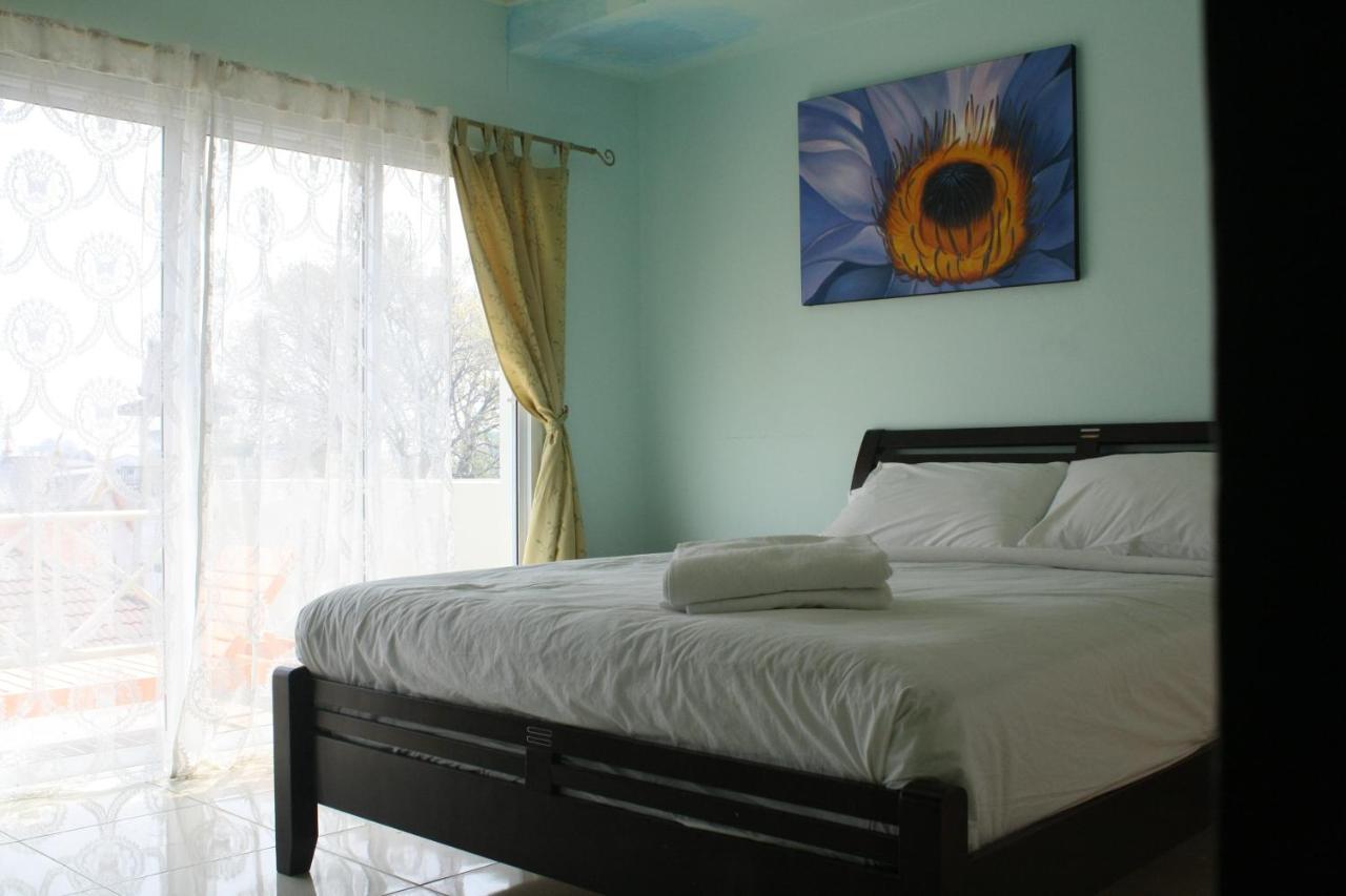 Hotel Chiangmai Bupatara