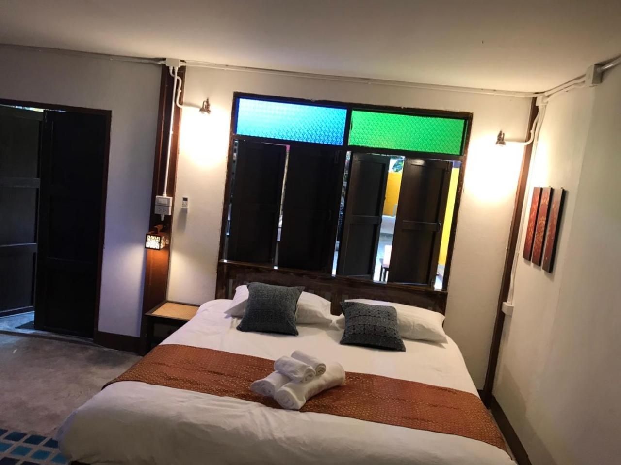 Baan Khun Krub Guest house