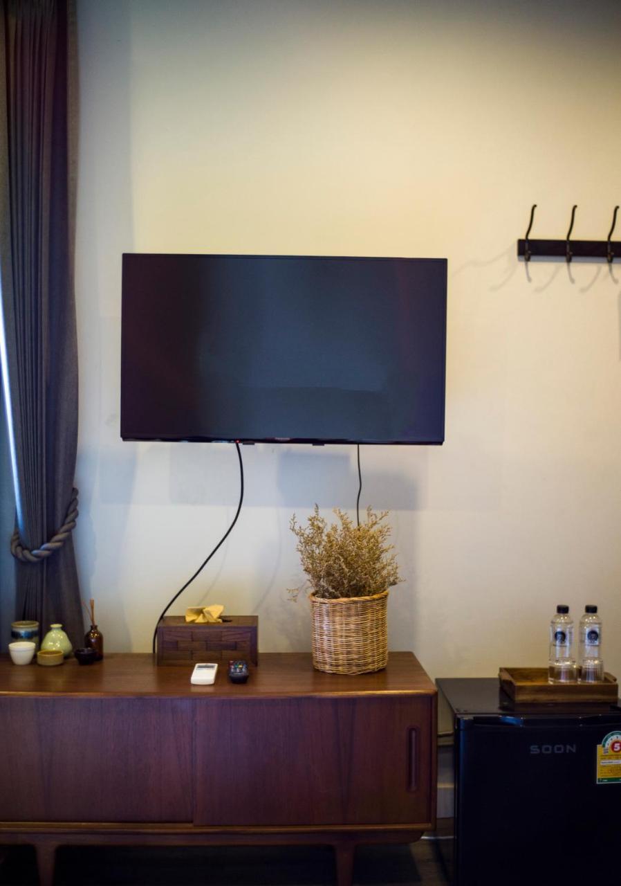 Iron32 Hotel