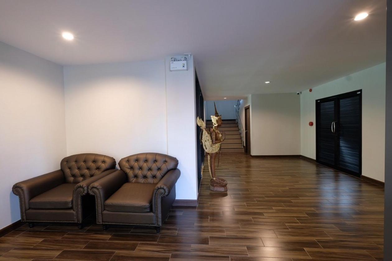 Hotel The Y House 3*