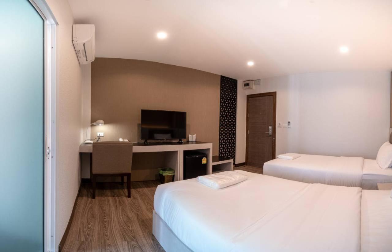 Hotel The Y House