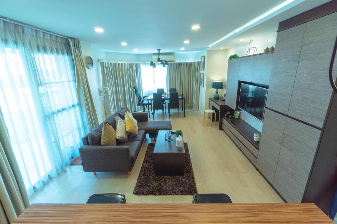 Armo Nimman Apartment