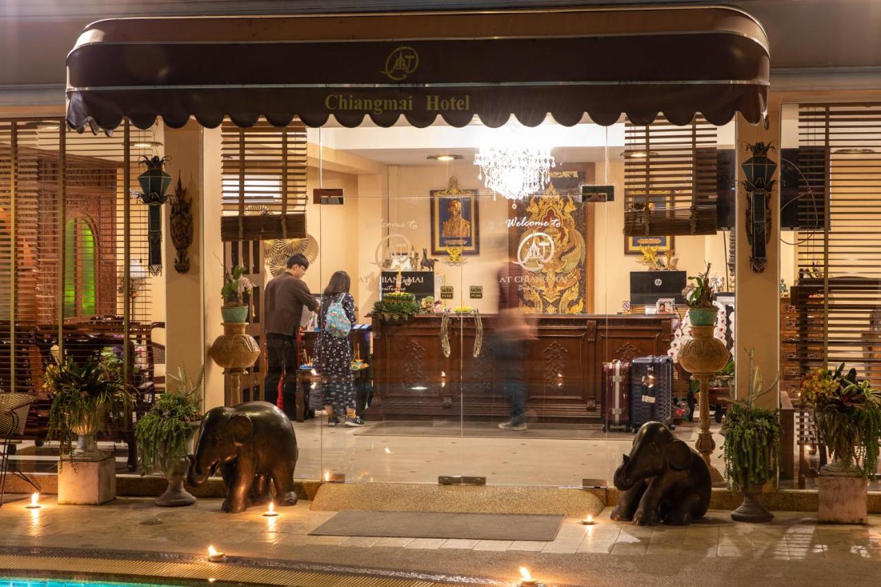 Hotel At