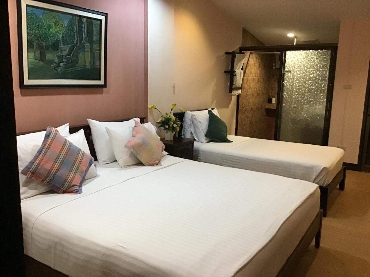 Pissamorn House