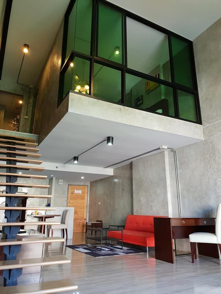 Hotel Prestige Chiang Mai