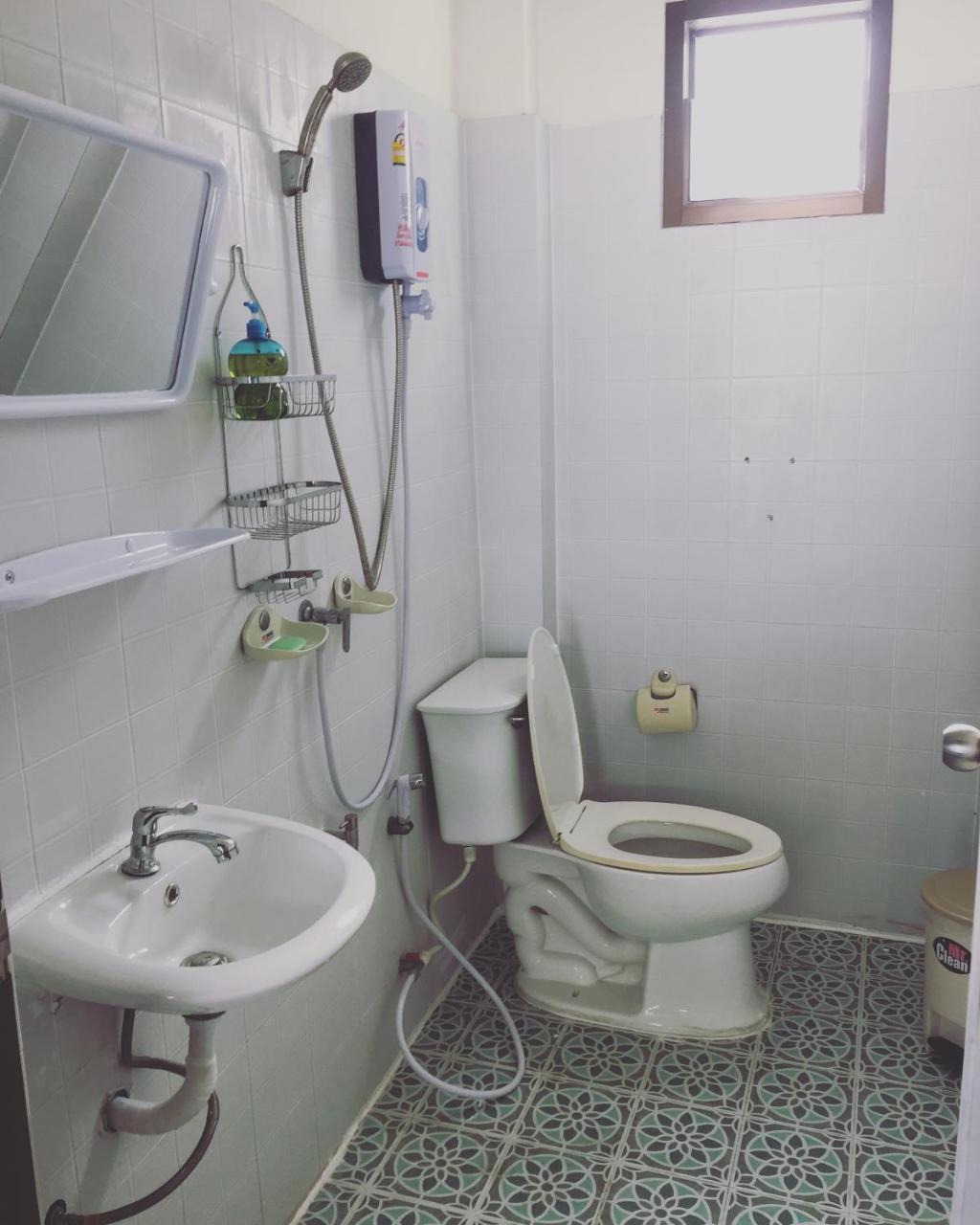 Hostel Absolute House *
