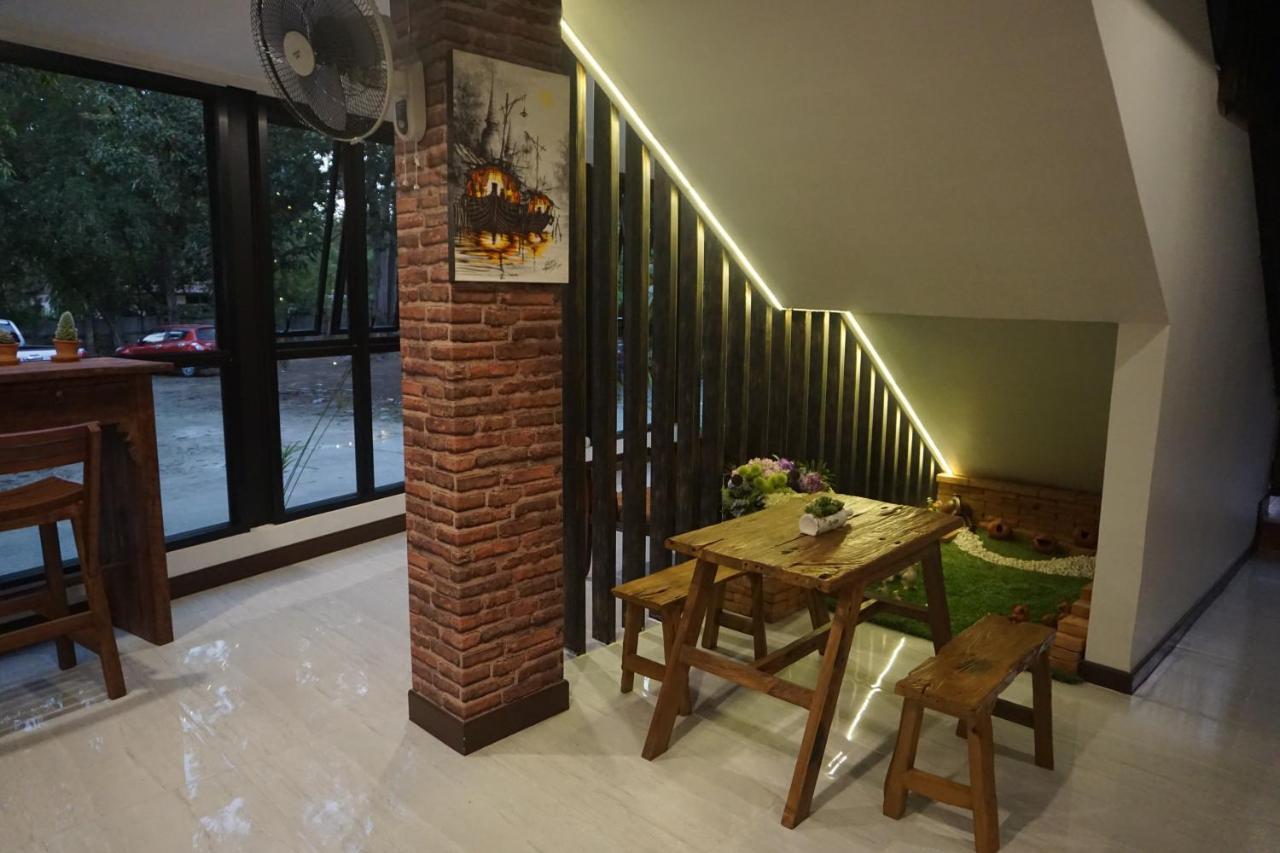 Ingmon House Hotel