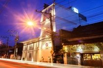 Hotel B2 Riverside Colonial 3*