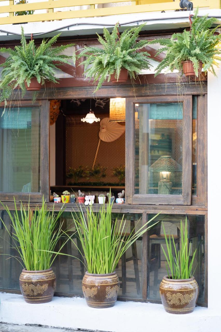 Past Tense Albergue Chiang Mai