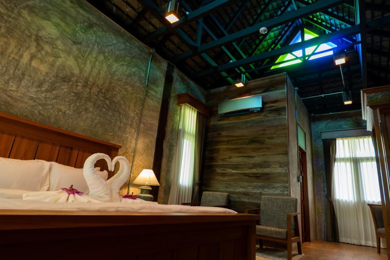 Ruean Racha Resort