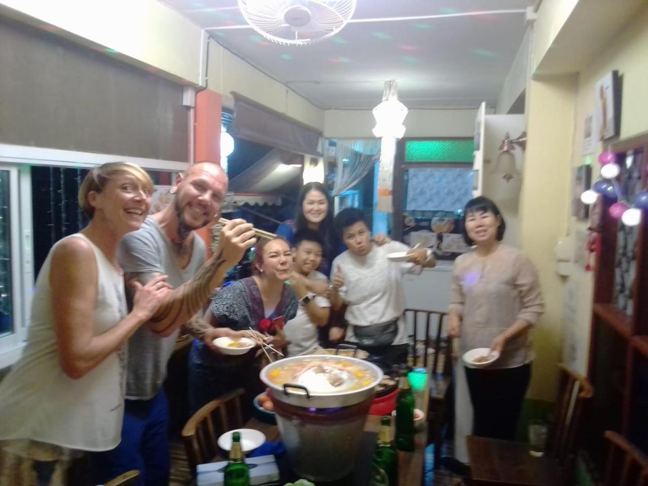 Hostel Absolute House