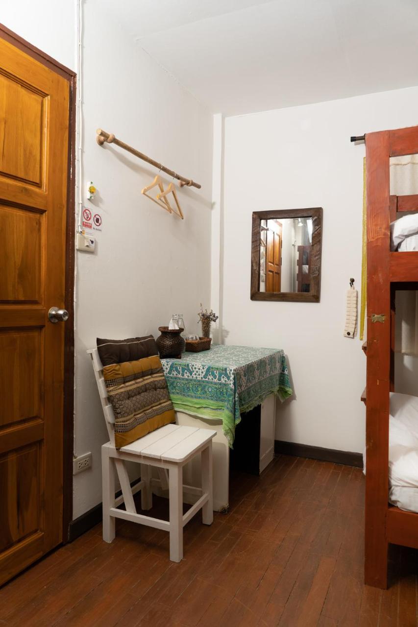 Past Tense Albergue Chiang Mai