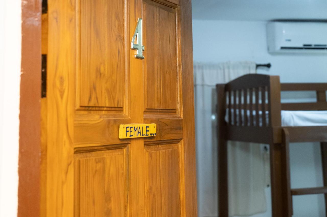 Albergue Past Tense