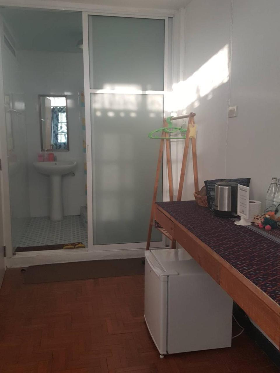 Bed & Breakfast The Commonroom Cnx Chiang Mai
