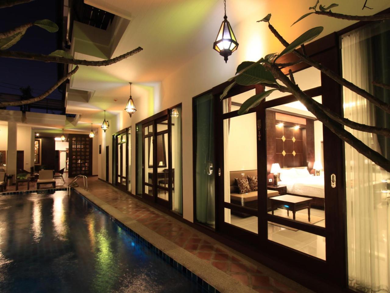 Hotel Baan Ratchiangsaen 3*