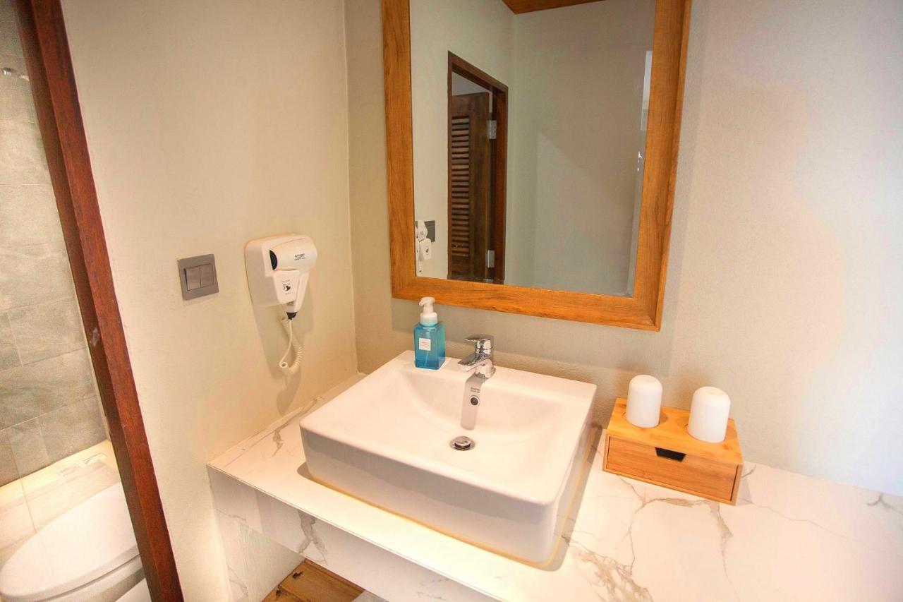 Celosia Hotel 3*