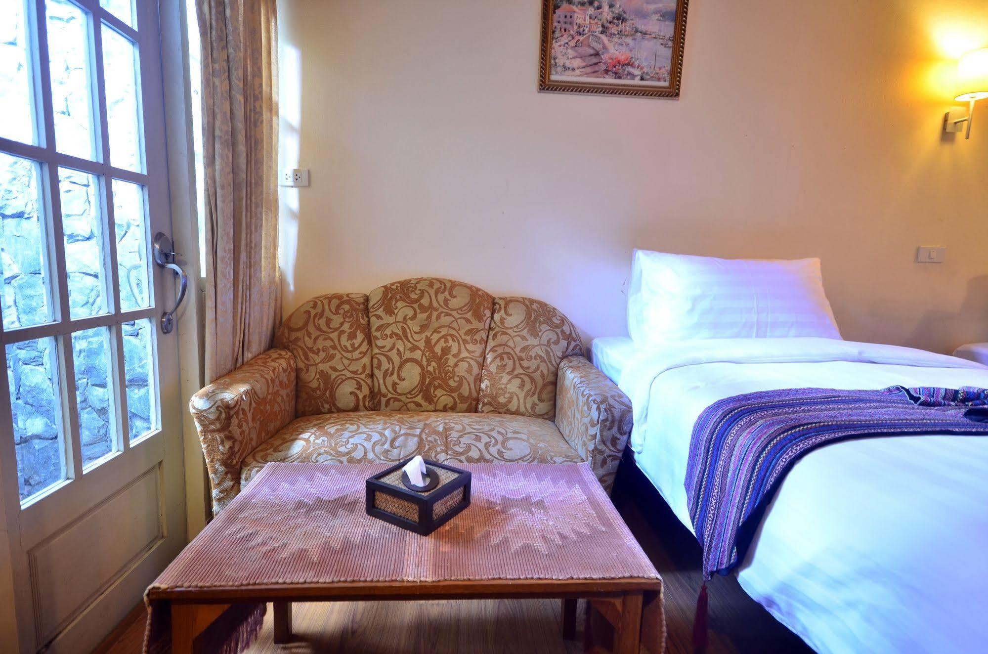 Bed & Breakfast I'm Happy Chiang Mai