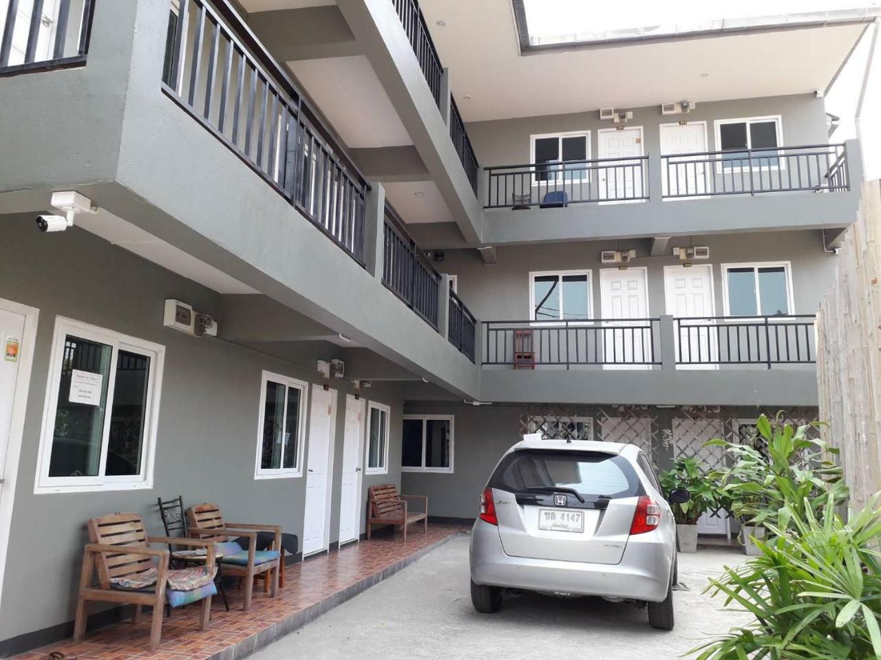 Hotel Chada House