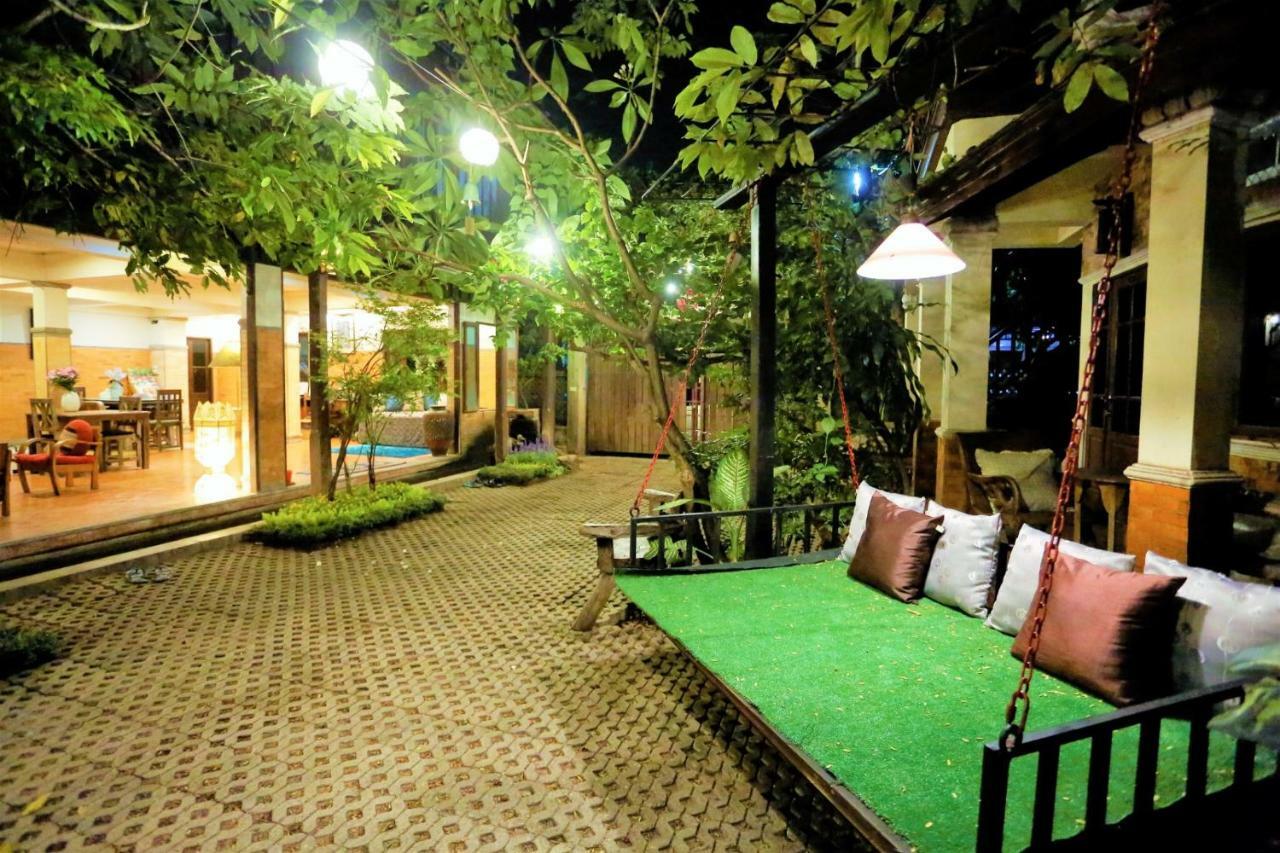 Santitham Guest house 2*