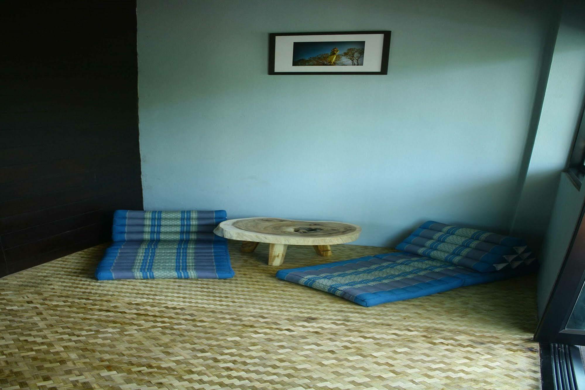 Nawa Sheeva Hotel