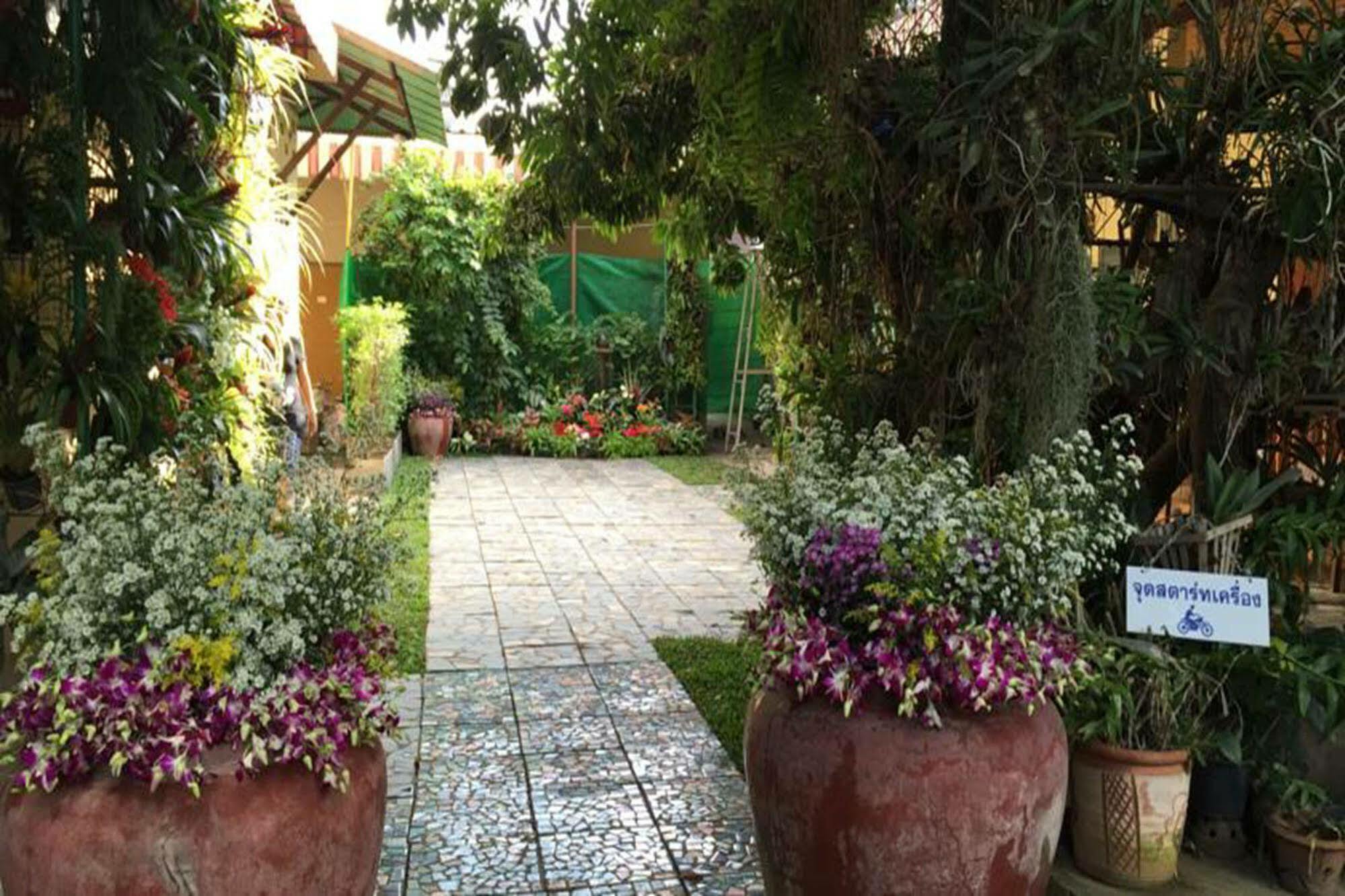 Siriwan 2* Chiang Mai