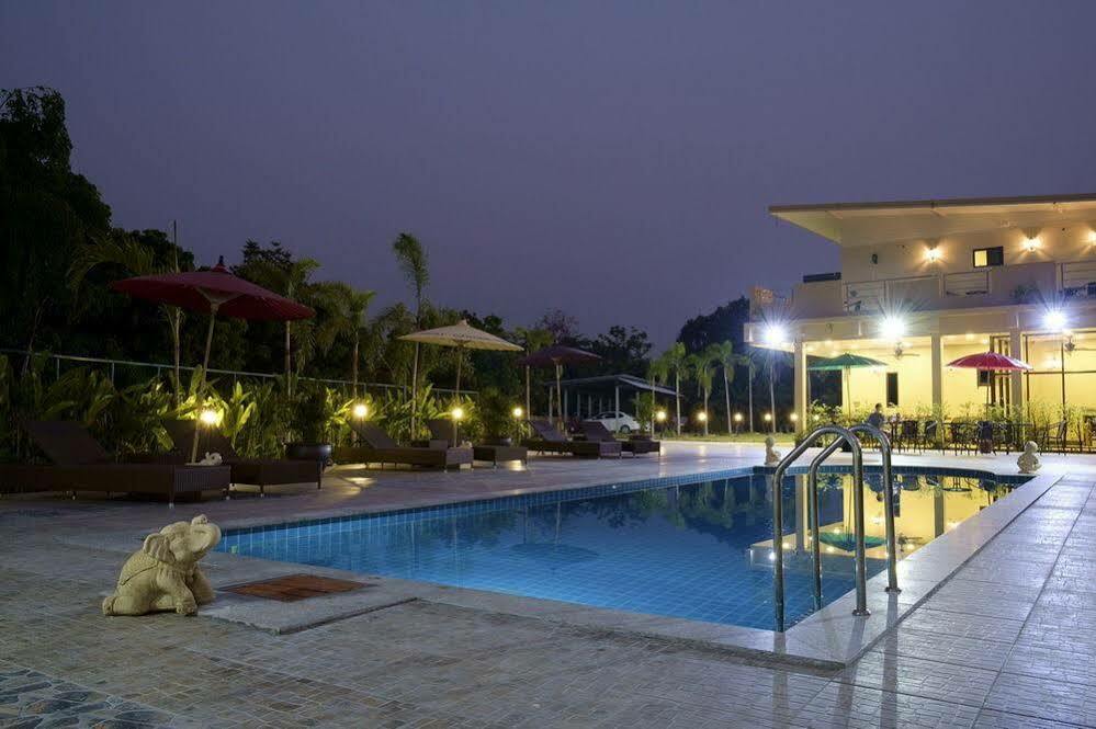 Relax Garden House Hotel 3*